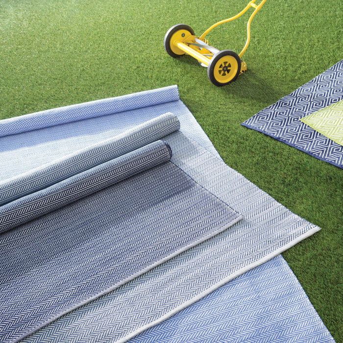 Dash and Albert Rugs Herringbone Handmade Flatweave Denim Blue/Ivory